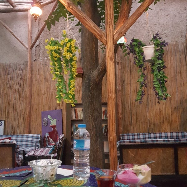 6/21/2019 tarihinde Aslan M.ziyaretçi tarafından Nar-ı Aşk Cafe'de çekilen fotoğraf