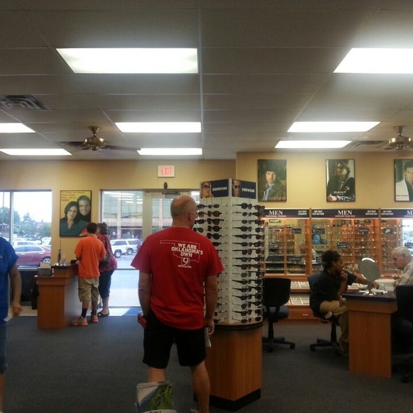 Dr Barnes Eyemart Express Miscellaneous Shop In Central