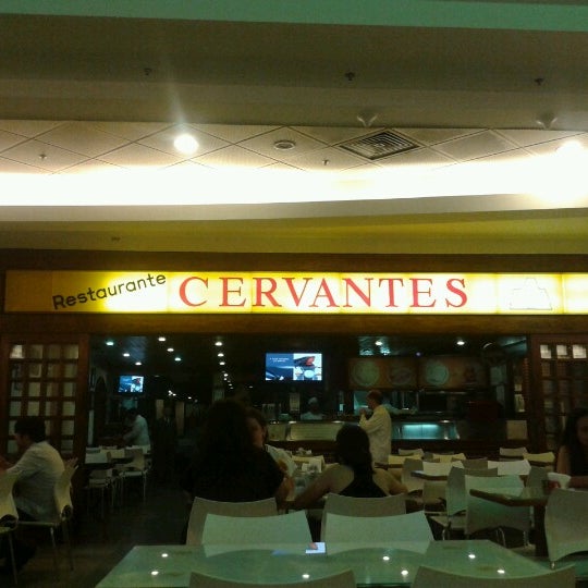 Foto tirada no(a) Cervantes por Renato L. em 10/9/2012
