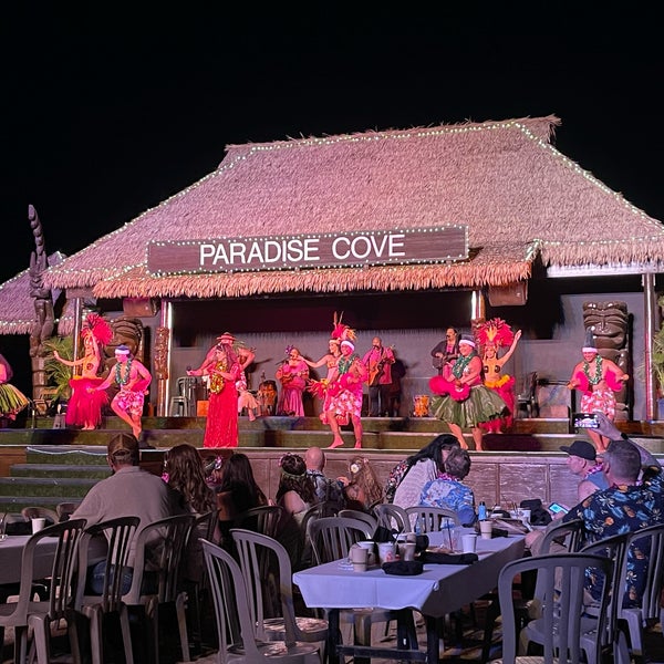 รูปภาพถ่ายที่ Paradise Cove Luau โดย Chuck S. เมื่อ 12/8/2022