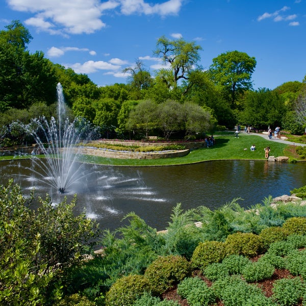 Photo taken at Dallas Arboretum and Botanical Garden by Chuck S. on 4/8/2023