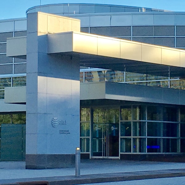 AT&T (Now Closed) - 7 tips
