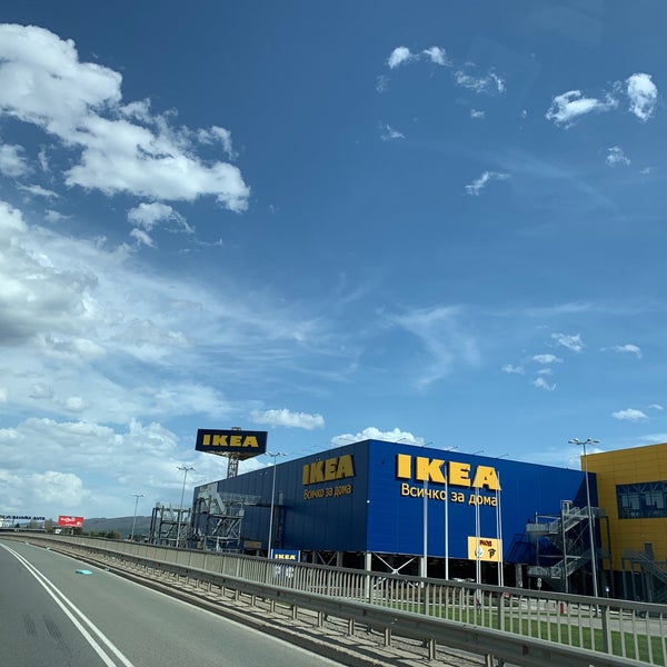รูปภาพถ่ายที่ IKEA โดย Alex G. เมื่อ 4/30/2021