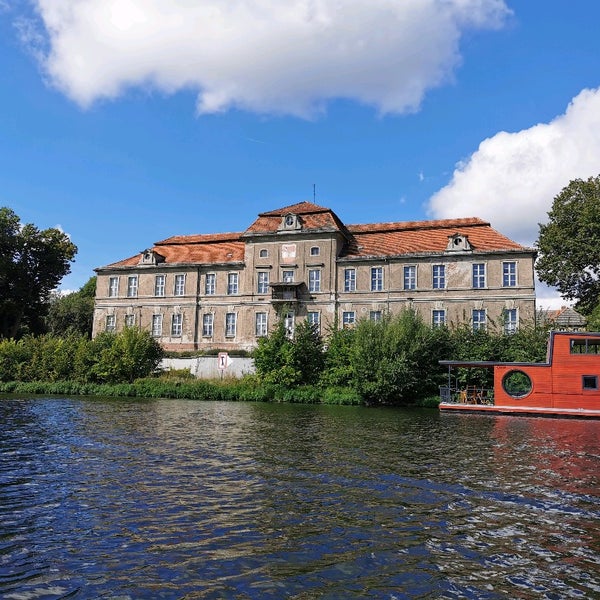 Photo taken at Schloss Plaue by Matze K. on 8/25/2020