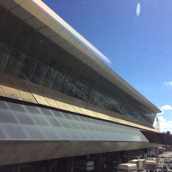 Foto tirada no(a) Aeroporto Internacional de Brasília / Presidente Juscelino Kubitschek (BSB) por Eduardo Z. em 7/7/2013