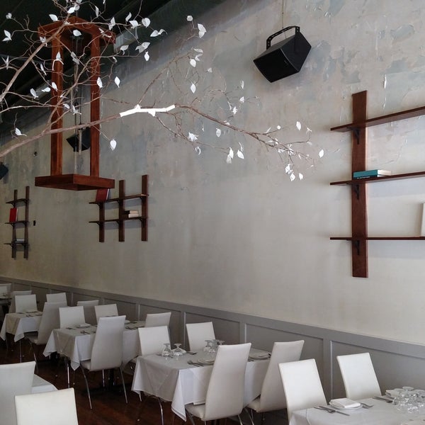 The Hollow (Now Closed) Williamson County Courthouse Historic