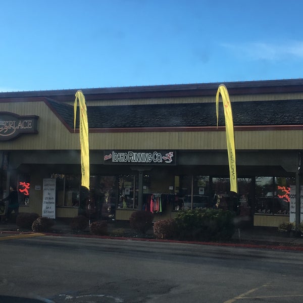 Shu's running hotsell store