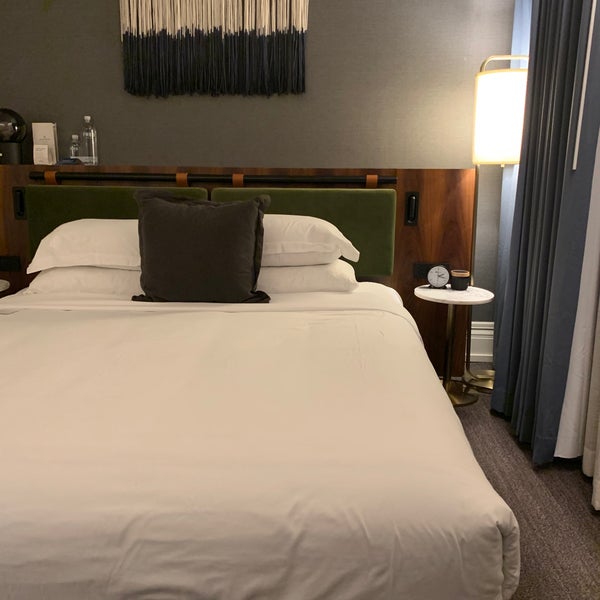 Photo taken at The Alexis Royal Sonesta Hotel Seattle by SMWII on 12/28/2019
