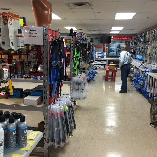 Divers Supply 5208 Mercer University Dr