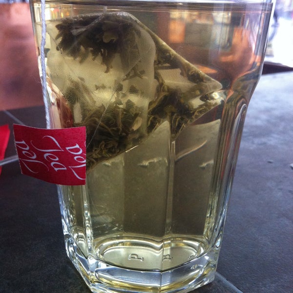 4/26/2013에 Marijke W.님이 Jili Bubble Tea, Coffee &amp; More에서 찍은 사진