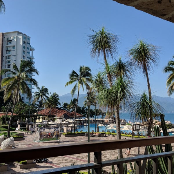 Снимок сделан в Marriott Puerto Vallarta Resort &amp; Spa пользователем Trev ✌. 7/9/2018