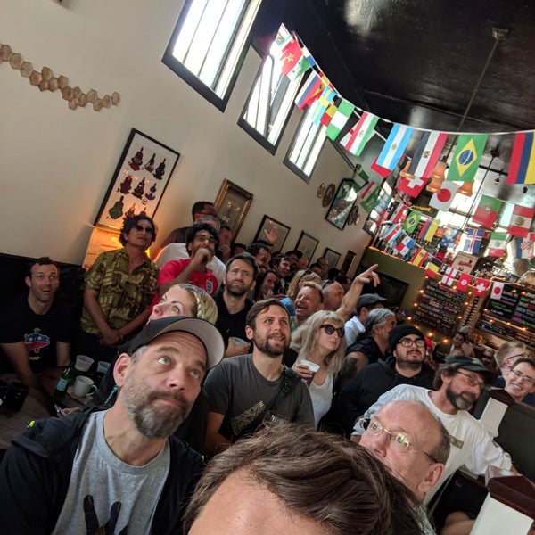 7/3/2018 tarihinde Trev ✌.ziyaretçi tarafından Commonwealth Cafe and Pub'de çekilen fotoğraf