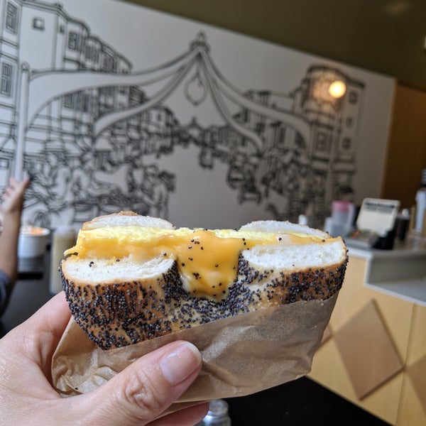 Photo taken at Wise Sons Bagel &amp; Bakery by Tomomi I. on 8/23/2019
