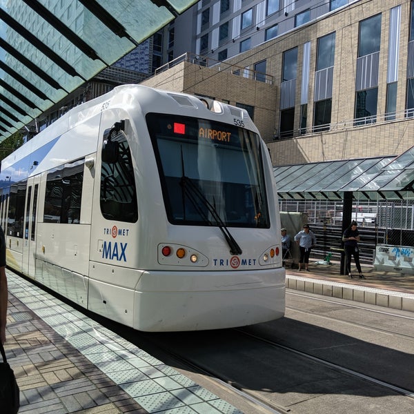 TriMet Convention Center MAX Station 399 NE Holladay St