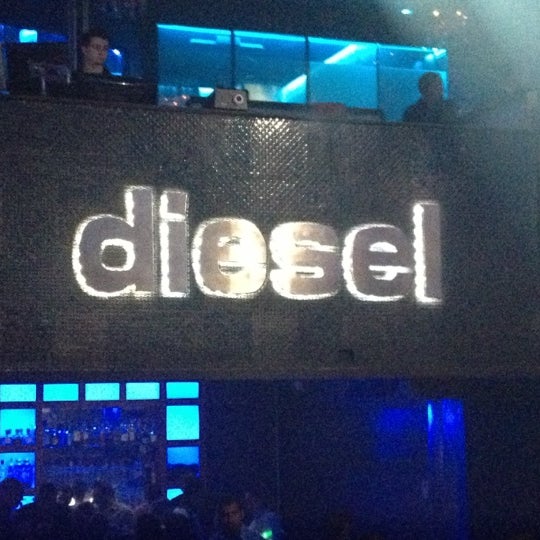 Das Foto wurde bei Diesel Club Lounge von Orazio M. am 11/17/2012 aufgenommen