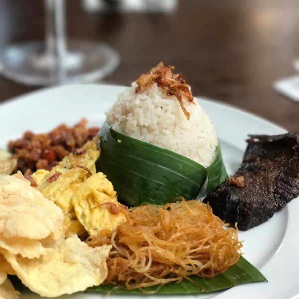 Ajag Ijig Indonesian Restaurant in Jakarta Pusat