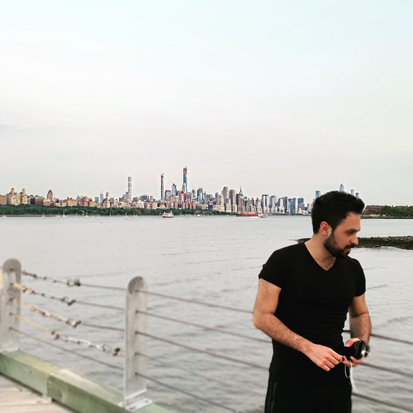 Photo taken at HAVEN Riverfront Restaurant and Bar by Ömür on 7/9/2019
