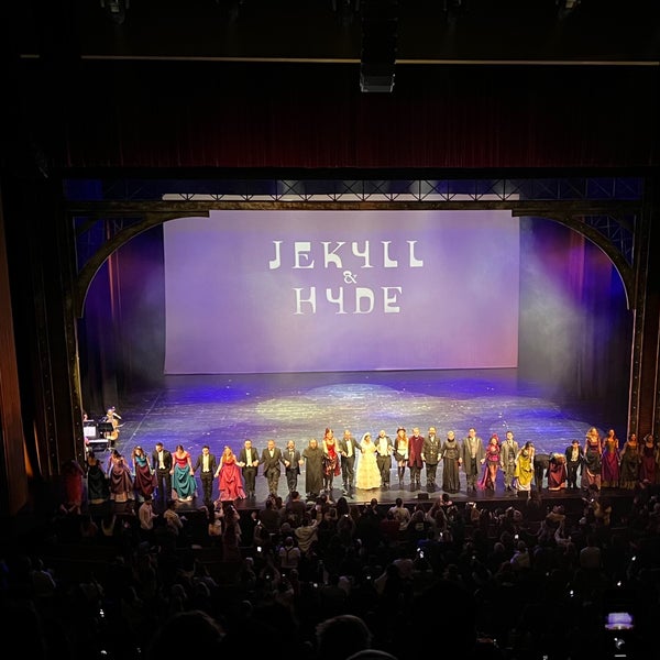 Photo taken at Zorlu Performing Arts Center by Alper B. on 12/5/2022