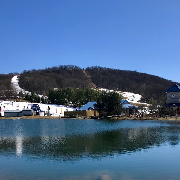 Photo taken at Liberty Mountain Resort by Terry C. on 3/18/2018