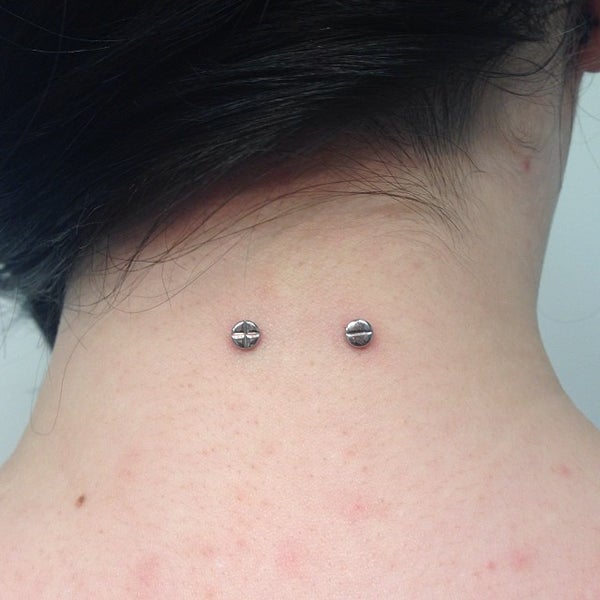 Lady Luck Tattoo Waterford'da Dövme Salonu