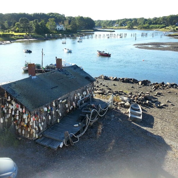 Photo taken at Cape Neddick Lobster Pound by Ron R. on 8/24/2013