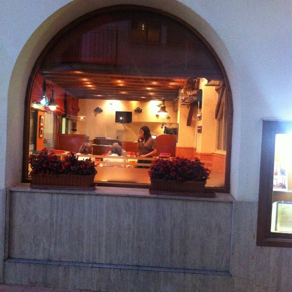 Foto diambil di Capri Hotel oleh TOT XARXES pada 7/6/2013