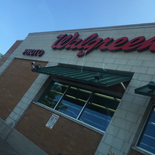 Walgreens West Side 3 tips from 256 visitors