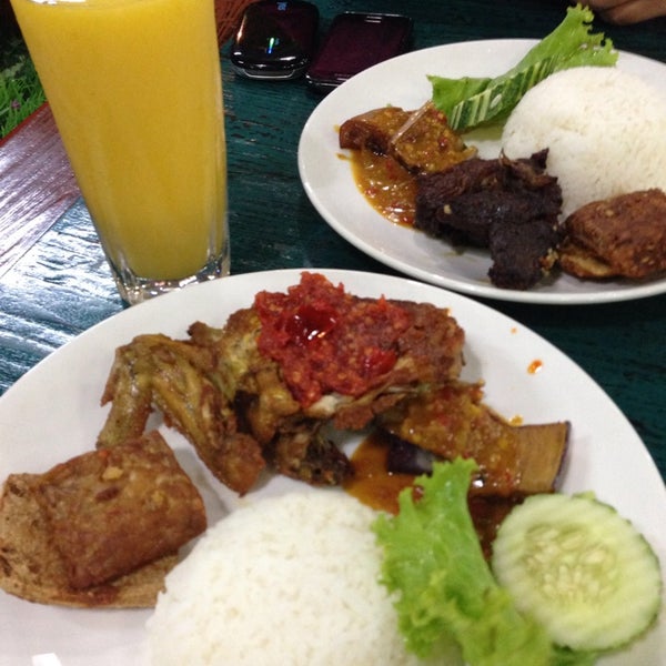 Restoran Wong  Solo  Ayam  Bakar  Wong  Solo  Indonesian 