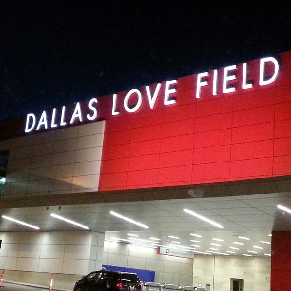 Photo taken at Dallas Love Field (DAL) by Mark P. on 3/18/2013