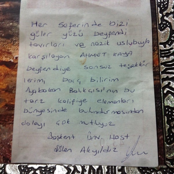 Das Foto wurde bei Ayabakan Balık ve Pişirme Evi von Banu K. am 1/8/2014 aufgenommen