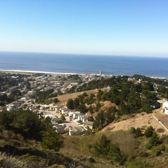 Grace McCarthy Vista Point - Scenic Lookout in Pacifica
