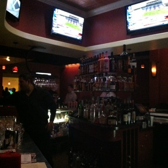10/27/2012 tarihinde David W.ziyaretçi tarafından Hi Scores Bar-Arcade'de çekilen fotoğraf
