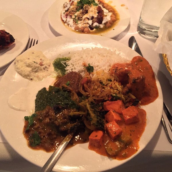 3/6/2016にMitchell L.がChola Eclectic Indian Cuisineで撮った写真