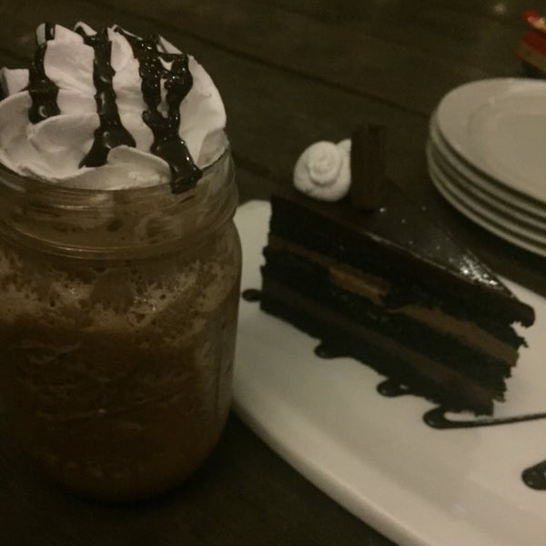 Photo taken at CAFÉ+ Coffee.Brunch.Dessert by Joanna C. on 2/1/2016