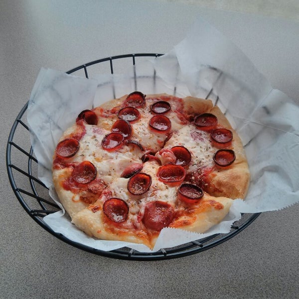 Santora's Pizza & Catering 2 tips