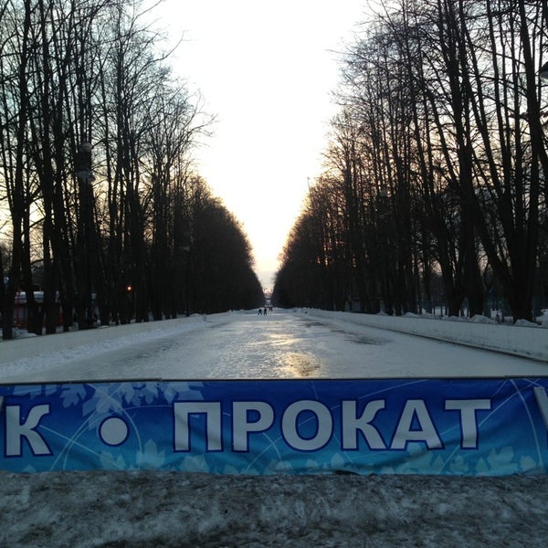 Каток на крестовском острове