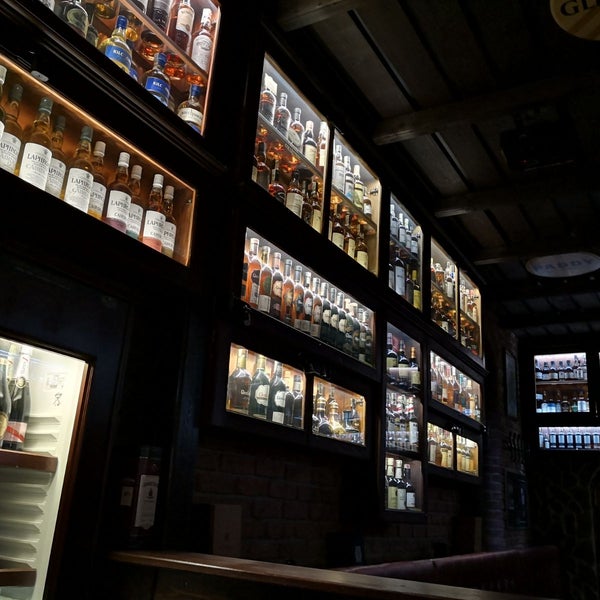 Foto tirada no(a) The BLACK STUFF Irish Pub &amp; Whisky Bar por Milda F. em 4/29/2018