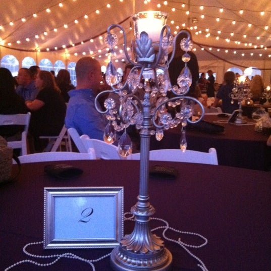 Event town. зрители на концерте. городские ивент. Shcity tun. башня федерация вечеринка.