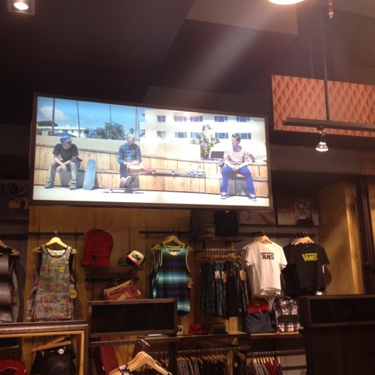 Tienda vans cheap parque arauco