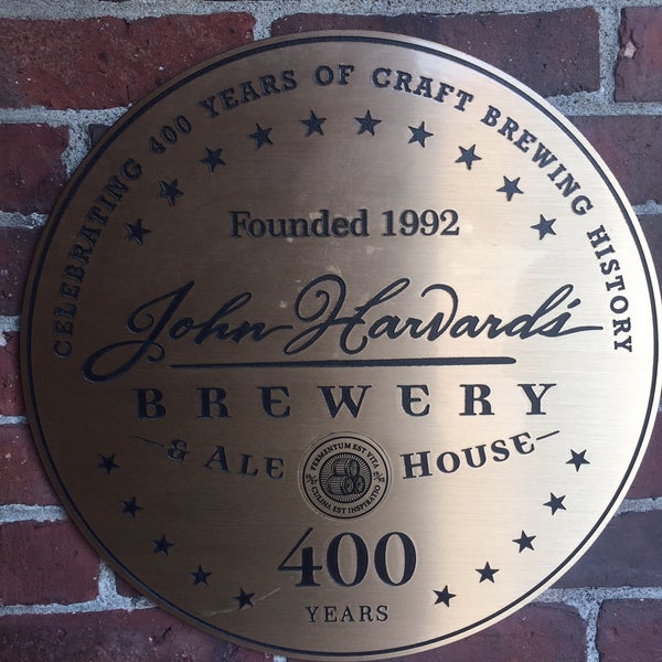 Photo taken at John Harvard&#39;s Brewery &amp; Ale House by uǝq on 5/4/2015