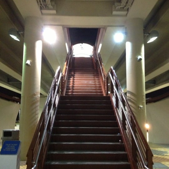 Inwood / Love Field Station (DART Rail) 7 tips