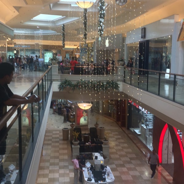 Photo taken at The Mall at Wellington Green by Kari G. on 11/12/2017