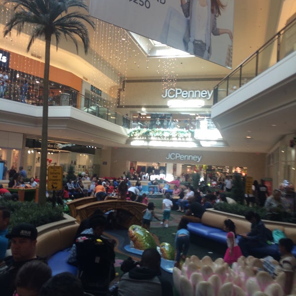Photo taken at The Mall at Wellington Green by Kari G. on 11/25/2016