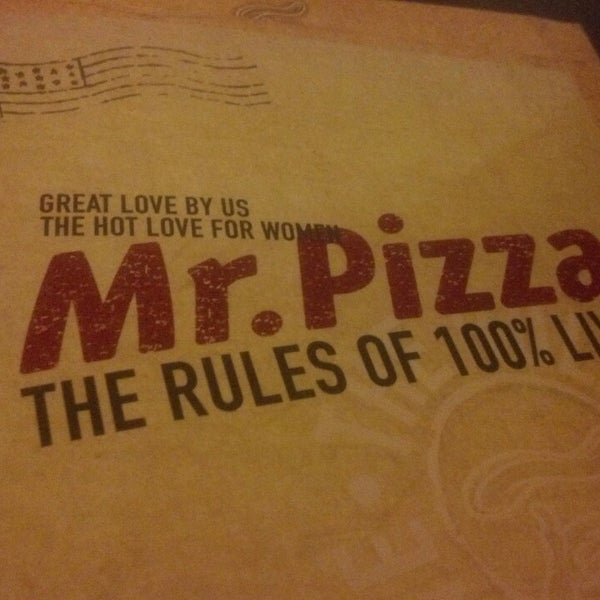 3/2/2013 tarihinde Taryn M.ziyaretçi tarafından M Pizza'de çekilen fotoğraf