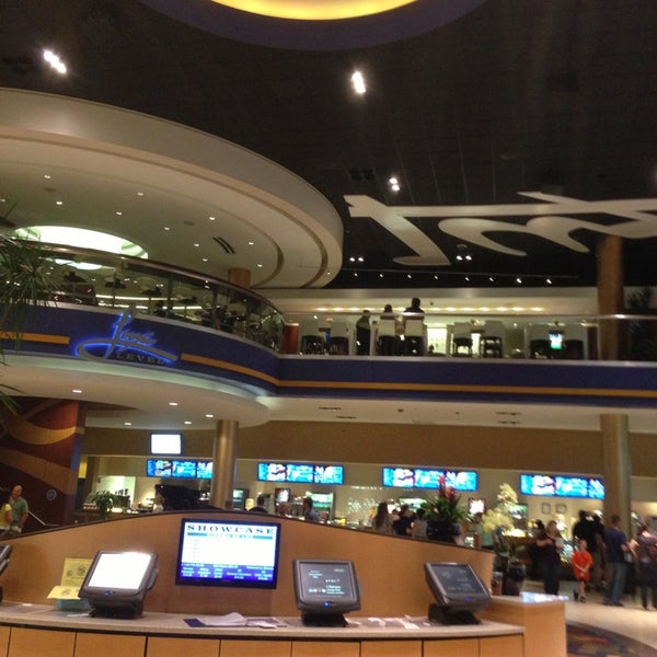 Showcase Cinema de Lux Patriot Place Foxborough, MA