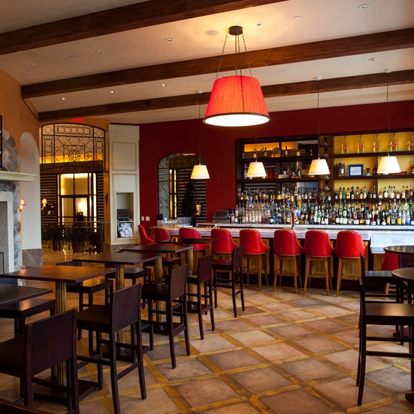 10/21/2013에 InterContinental B.님이 RumBa Rum Bar &amp; Champagne Lounge에서 찍은 사진