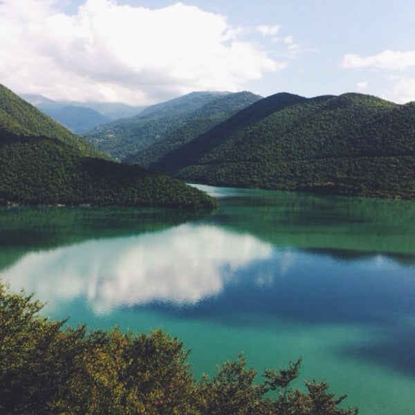 Photo taken at Bazaleti Lake | ბაზალეთის ტბა by Анна Л. on 5/12/2014