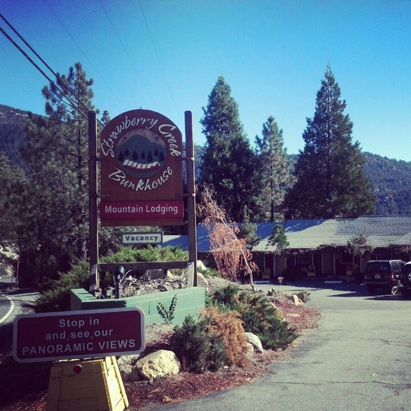 Photo taken at Idyllwild Bunkhouse by LB Chica on 11/23/2012