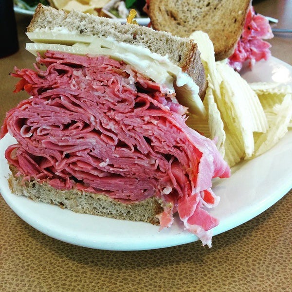 Jason's Deli 315人の訪問者 から 7個のTips 件