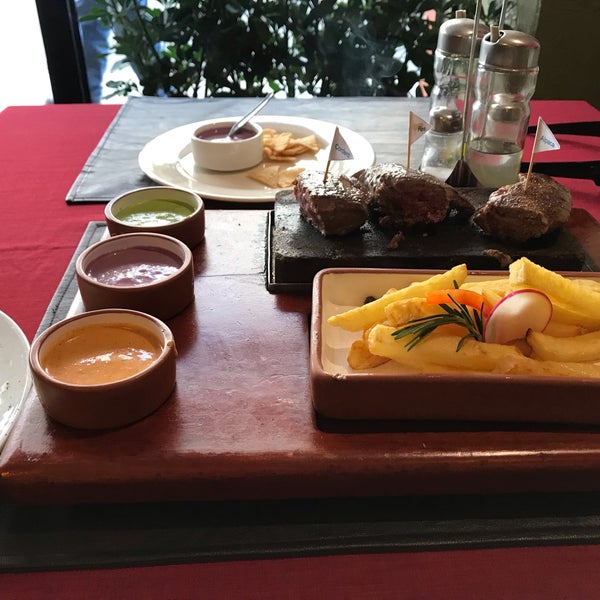 Uros Restaurant 49 tips